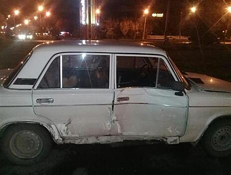 В Тольятти водитель Lexus не пропустила "шестерку", пострадал один человек
