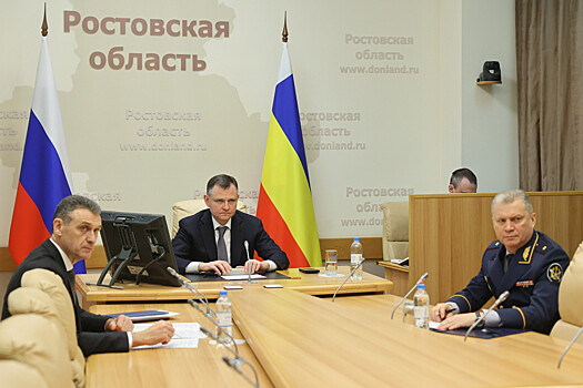 Нового начальника донского управления ФСИН представили Юрию Слюсарю