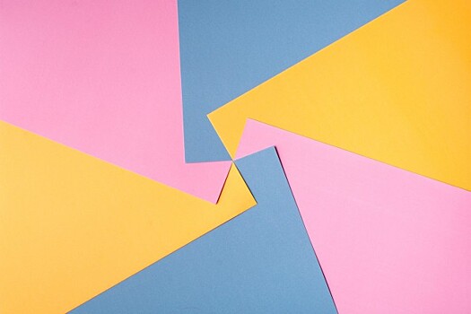 Учащиеся школы № 1541 создали закладки в технике оригами