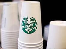 В Турции телеведущую уволили из-за стакана Starbucks