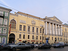 Петербургу необходимо восстанавливать по 800-900 исторических зданий в год