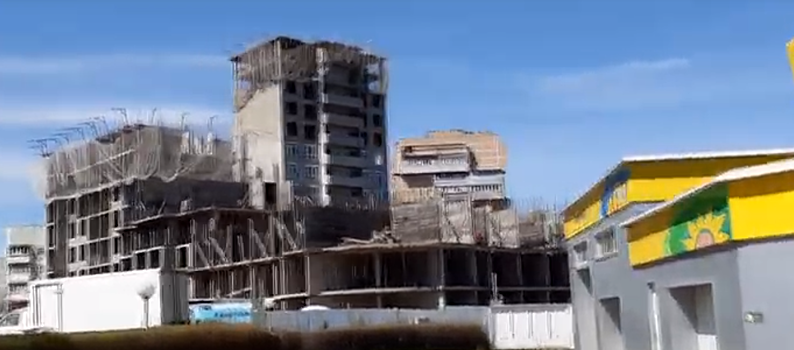 В опасной близости от АЗС продолжают строить жилой дом в Кисловодске