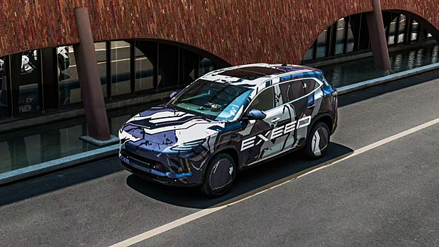 Продвинутый автопилот и 165 км на электротяге: рассекречен гибридный Exlantix E05