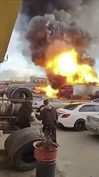 Мощный взрыв грузовика в Подмосковье сняли на видео