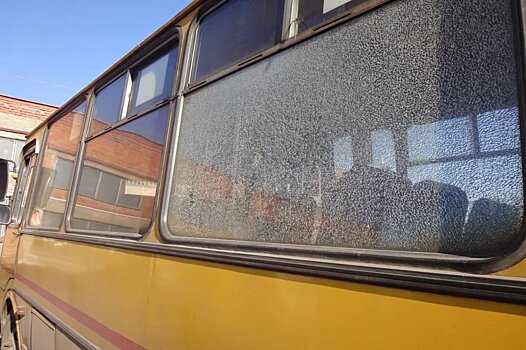 Неизвестные обстреляли автобус в центре Нижнего Новгорода