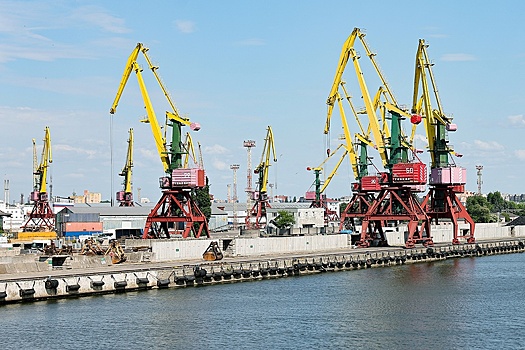 Эксперт прокомментировал изъятие акций морского порта в пользу государства