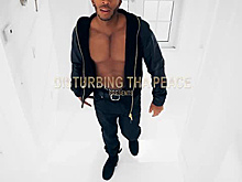 В сети ужаснулись похожей на булки груди американского рэпера