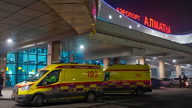 Россиянка рассказала, что пассажирам застрявшего в Алма-Ате самолета пришлось прятаться от мародеров