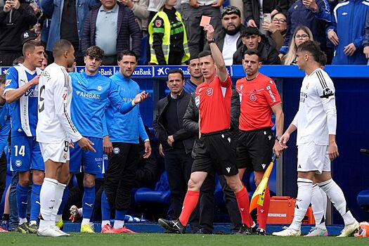 Алавес — Реал — 0:1, обзор матча Примеры, гол: Камавинга, удаления Мбаппе и Санчеса, 13 апреля 2025, чемпионат Испании