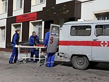Подростка из Миасса, который врезался в дерево на ледянке, ввели в кому
