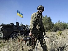 "Мощный украинский солдат заходит в Москву"