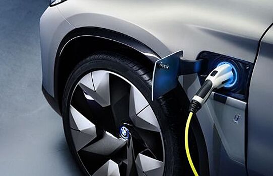 BMW избавится от 50% обычных ДВС