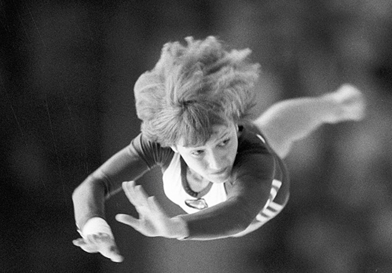 Абсолютная чемпионка по спортивной гимнастике. Елена Викторовна Давыдова. Елена Давыдова гимнастка. Елена Давыдова 1980. Елена Давыдова Олимпийская чемпионка.