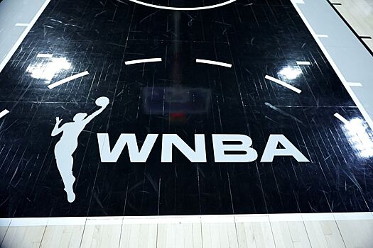 «Самые отбитые люди на планете». Райт осудил фанатов за броски секс-игрушек на матчах WNBA