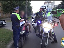 В Курске полиция задержала группу несовершеннолетних мотоциклистов