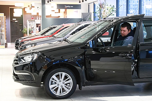 Эксперт: Новый порядок взимания НДС при перепродаже поддержанных автомобилей должен привести к "обелению" рынка