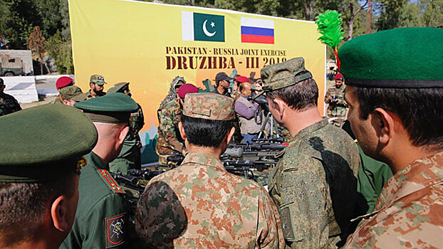 В Пакистане стартовали маневры с участием стрелков из РФ