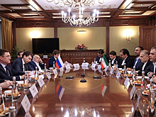 Новак: РФ готова содействовать расширению торговых связей между ЕАЭС и Ираном