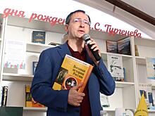 Фестиваль "Красная площадь": Мединского и классиков с базара понесут?