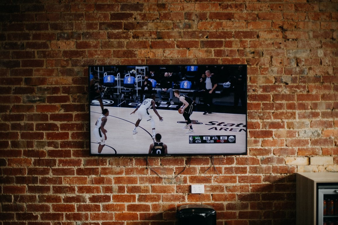 QLED, OLED и UHD: в чем разница