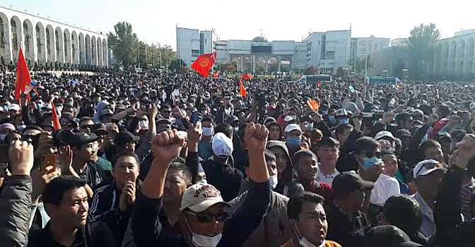 Майдан в Киргизии: в стране проходят масштабные акции протеста