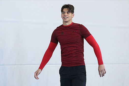 Где будет играть Григорий Денисенко, сколько он получит по контракту, почему хоккеист не договорился с Ак Барсом