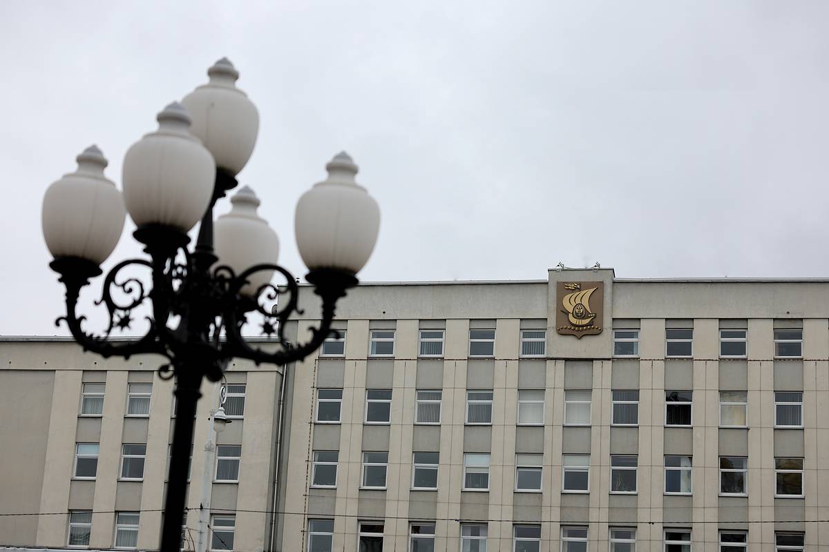 Нагрянувшие в администрацию российского города силовики забрали документы