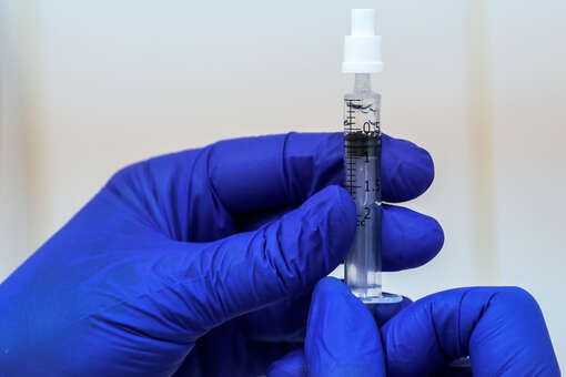 ФМБА: за первое полугодие вакциной «Конвасэл» привились около 160 тысяч человек