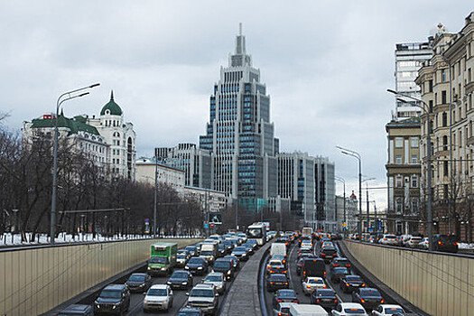Пробки на дорогах Москвы оцениваются в два балла