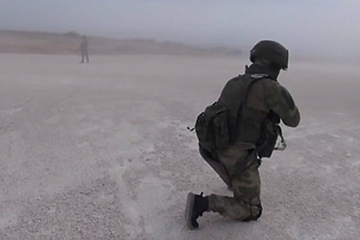 Видео высадки российских военных на бывшей базе США