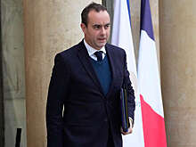 Parisien: министр обороны Франции Лекорню может стать премьером