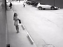 Депутат в Южно-Сахалинске швырнул в женщину стаканчик с кофе