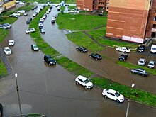 Эксперты ответили на популярные вопросы о движении автомобилей во дворе
