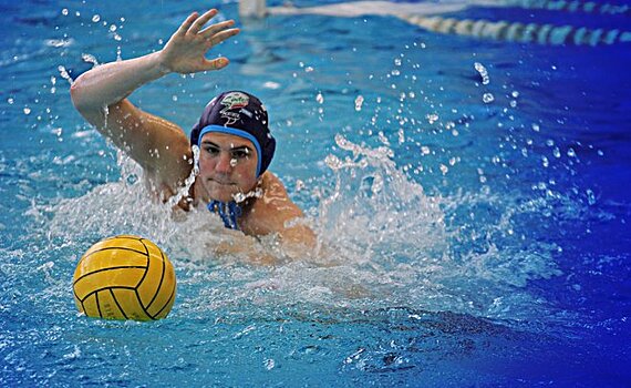 Ватерполисты "Синтез-УОР" уступили казахстанской "Астане"