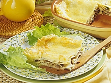 Ленивый ужин: картофельная запеканка с рыбой и сливочной заливкой