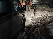 Скорая не смогла приехать к больному: застряла в снегу