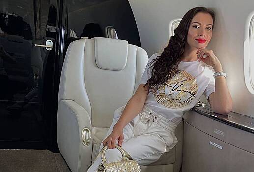 Россиянка назвалась матерью детей Павла Дурова. Кто она такая и как живет?