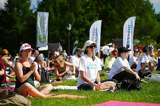 Relax FM поставил новый рекорд по самой массовой медитации в городах России