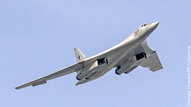 Эксперт объяснил, почему американские F-35 не смогли догнать Ту-160