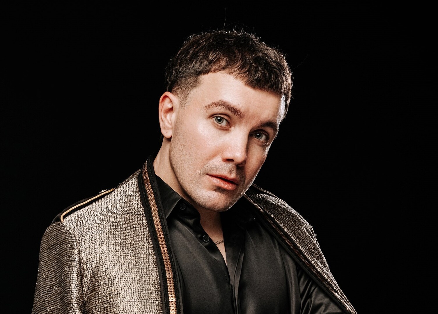 «Не мог дышать под капельницей»: певец ДжаЯмми переболел свиным гриппом во время учебы в вузе