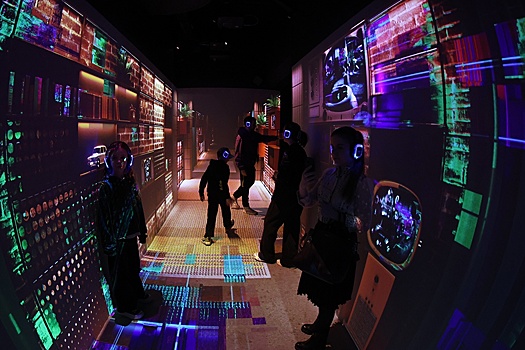 В Москве учат основам кибербезопасности с помощью иммерсивного спектакля