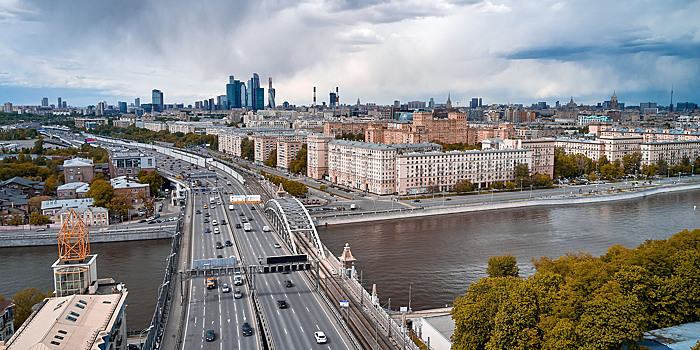 Установку шумозащитного экрана на Андреевском мосту планируется завершить в 2022 году
