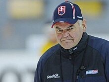 Владимир Вуйтек назвал ЦСКА фаворитом матча с "Ак Барсом"
