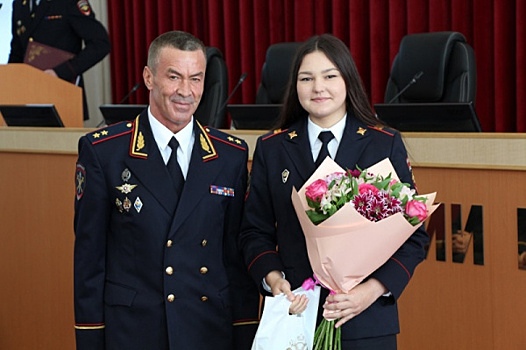В МВД Самарской области поздравили сотрудников и ветеранов с профессиональным праздником