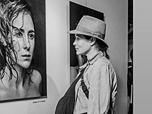 Беременная первенцем Ольга Сутулова показала огромный живот во время редкого выхода в свет