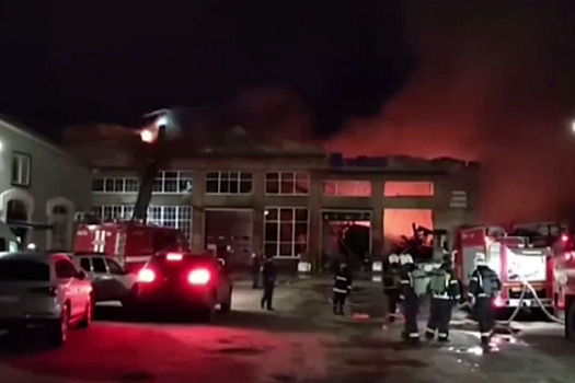 Крупный пожар в Нижнем Новгороде: в Сормовском районе выгорело предприятие