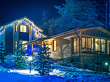 С джакузи и караоке: сколько стоит снять дом для празднования Нового года