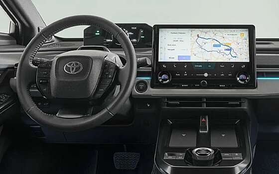 Toyota представила новейший кроссовер с просторным салоном и большим запасом хода