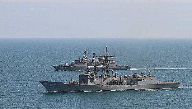НАТО и Украина проводят совместные учения в Черном море