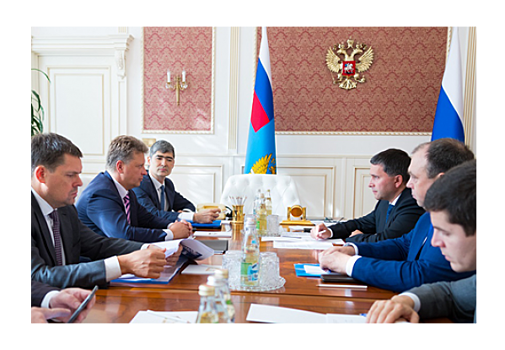Дмитрий Кобылкин встретится с главой Минтранса по вопросам строительства Северного широтного хода
